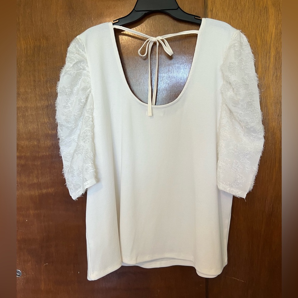 Maurices Women's White Ribbed Puff Sleeved Blouse Tie in Back - Picture 2 of 5